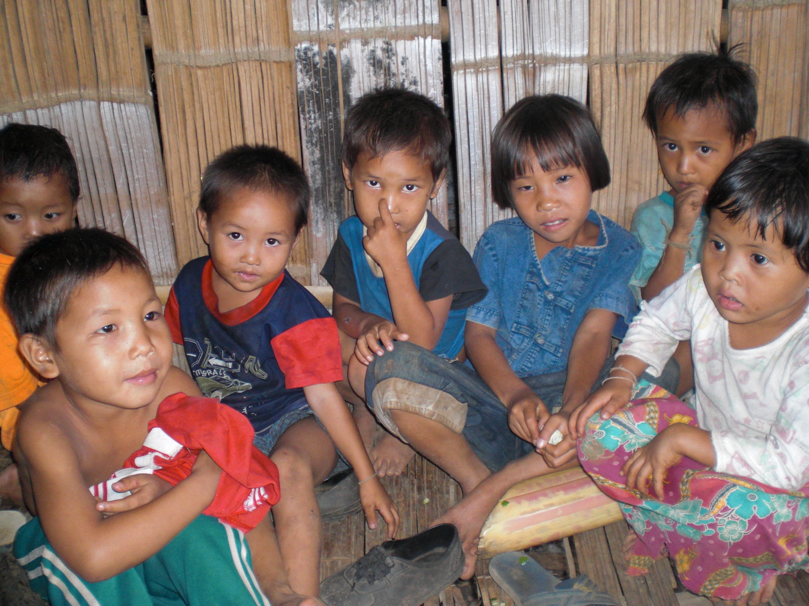 Lahu children